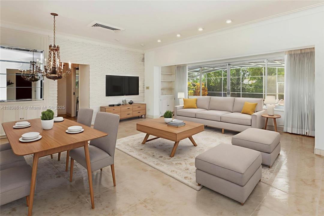 1022 Jefferson St, Hollywood, フロリダ 33019, アメリカ合衆国