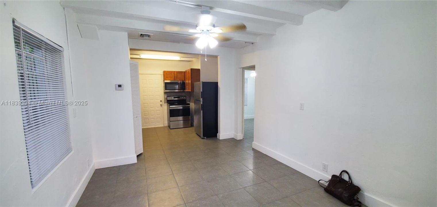 1887 NW 66th St, Miami, Flórida 33147, Estados Unidos