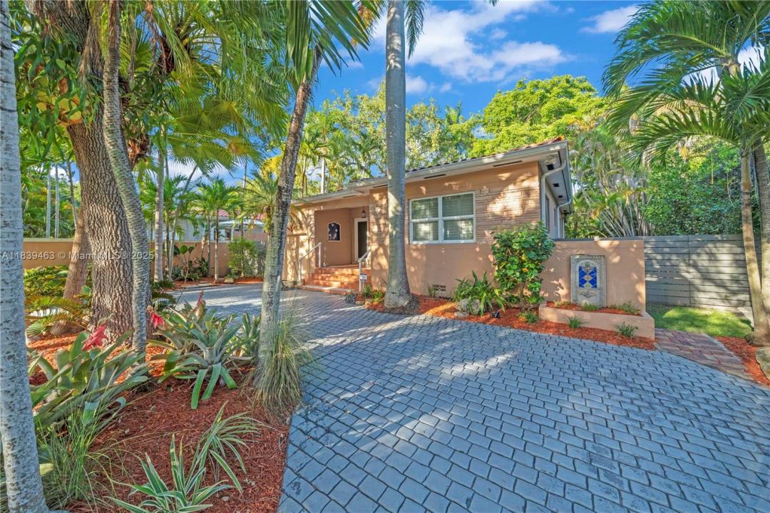 2665 SW 17th Ave, Miami, Florida 33133