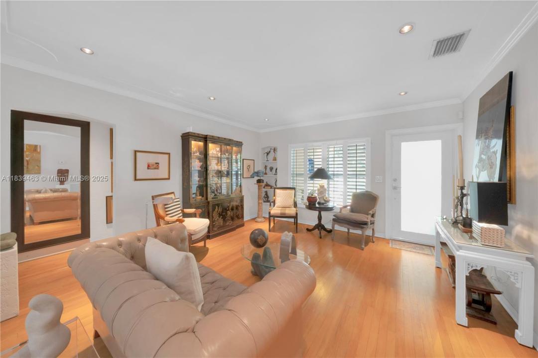2665 SW 17th Ave, Miami, Florida 33133