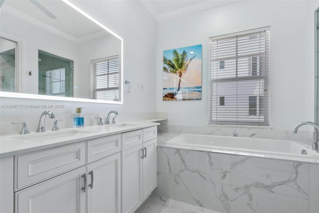 180 NE 6th Ave E, Delray Beach, Florida 33483