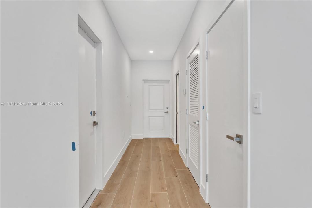 1563 NW 94th Way 09, Coral Springs, Florida 33071, Stati Uniti