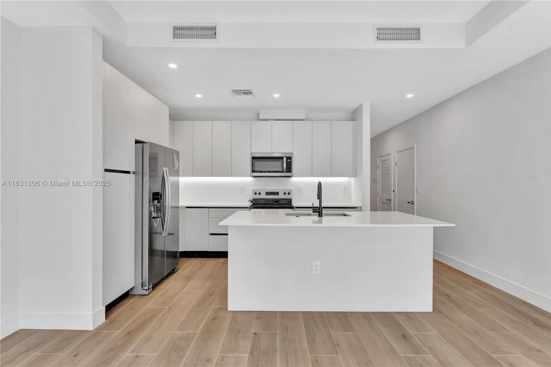 1563 NW 94th Way 09, Coral Springs, Florida 33071, Stati Uniti