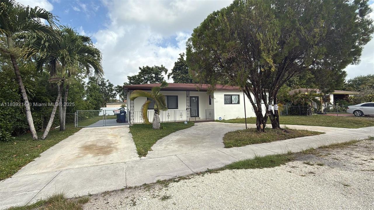 1521 NW 134th St, Miami, フロリダ 33167, アメリカ合衆国