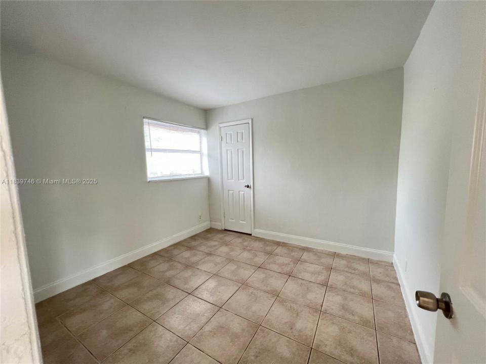 405 NW 5th St 2, Pompano Beach, فلوريدا 33060, الولايات المتحدة
