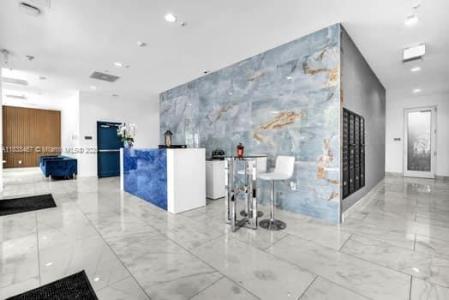1850 monroe 301, Hollywood, Florida 33020, USA
