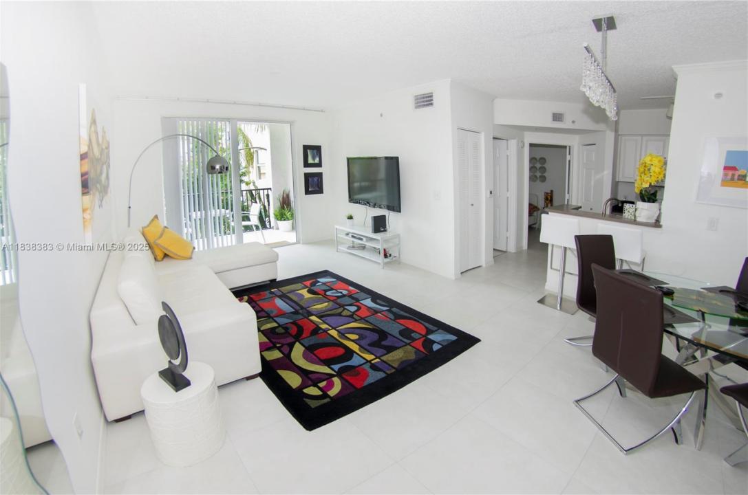 17145 N Bay Rd 4402, Sunny Isles Beach, Florida 33160, Stati Uniti