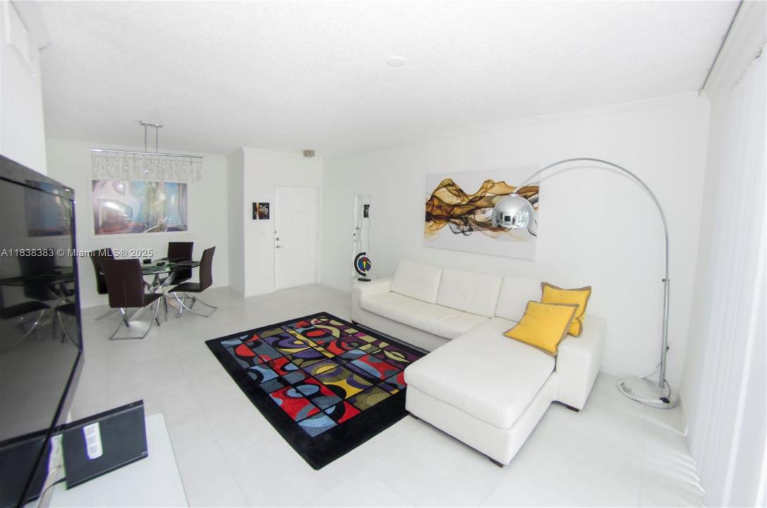 17145 N Bay Rd 4402, Sunny Isles Beach, Florida 33160, Stati Uniti