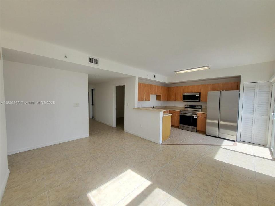 119 SW 6th Ave 606, Miami, Florida 33130, Stati Uniti