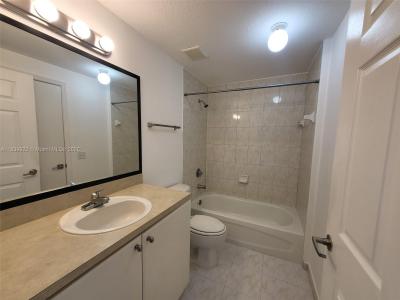 119 SW 6th Ave 606, Miami, Florida 33130, USA