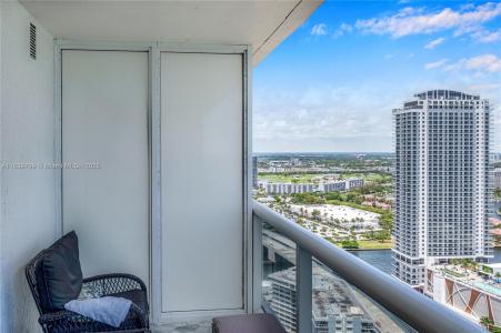 1830 S Ocean Dr 3709, Hallandale Beach, Florida 33009, USA