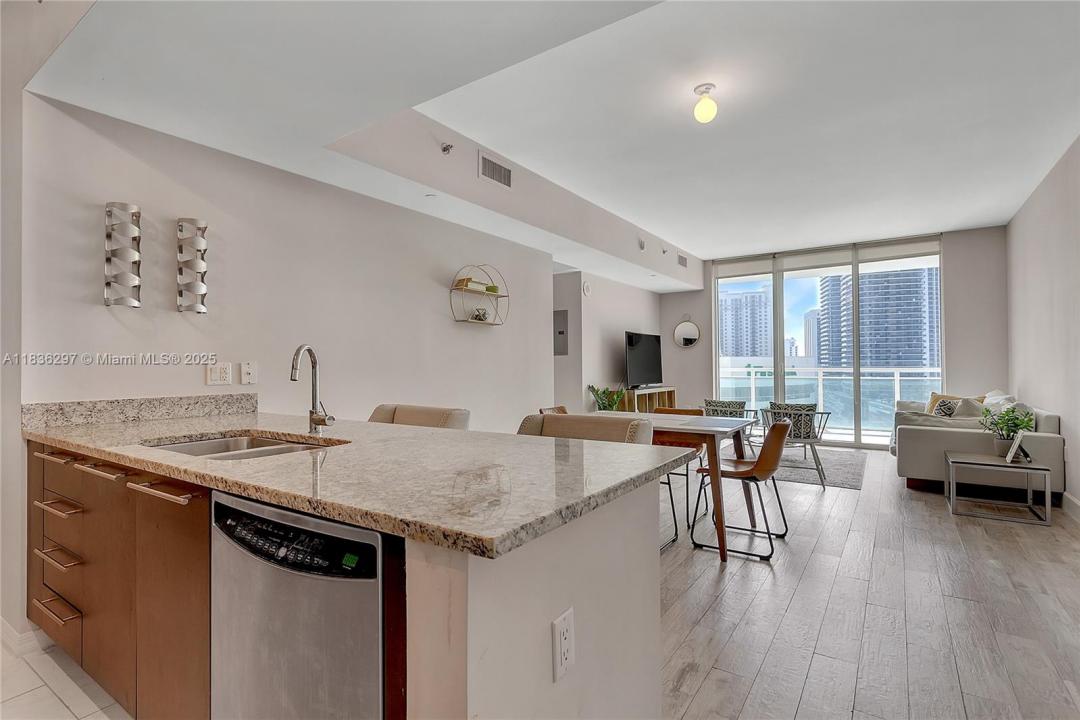 Miami, Florida 33131