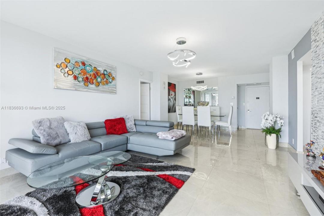 20379 W Country Club Dr 1436, Aventura, Florida 33180
