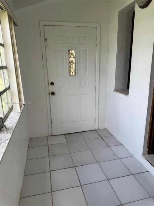 671 NE 87th St 0, Miami, 佛罗里达州 33138, 美国
