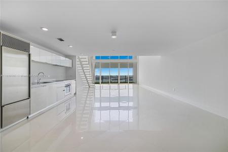 1040 Biscayne Blvd 4003, Miami, Florida 33132, USA