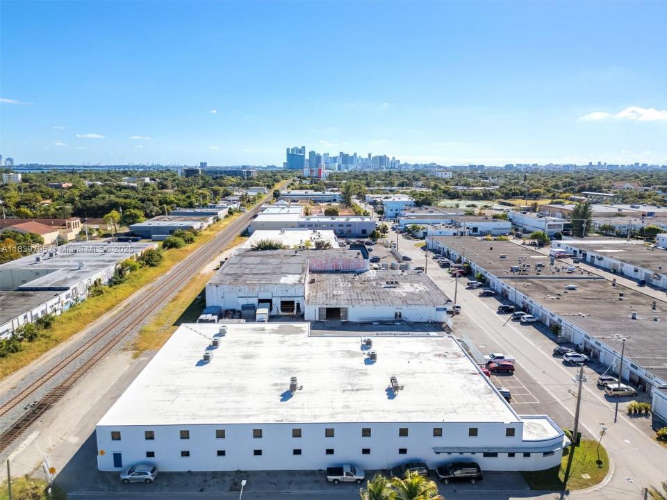 6899 NE 4th Ave, Miami, Flórida 33138, Estados Unidos