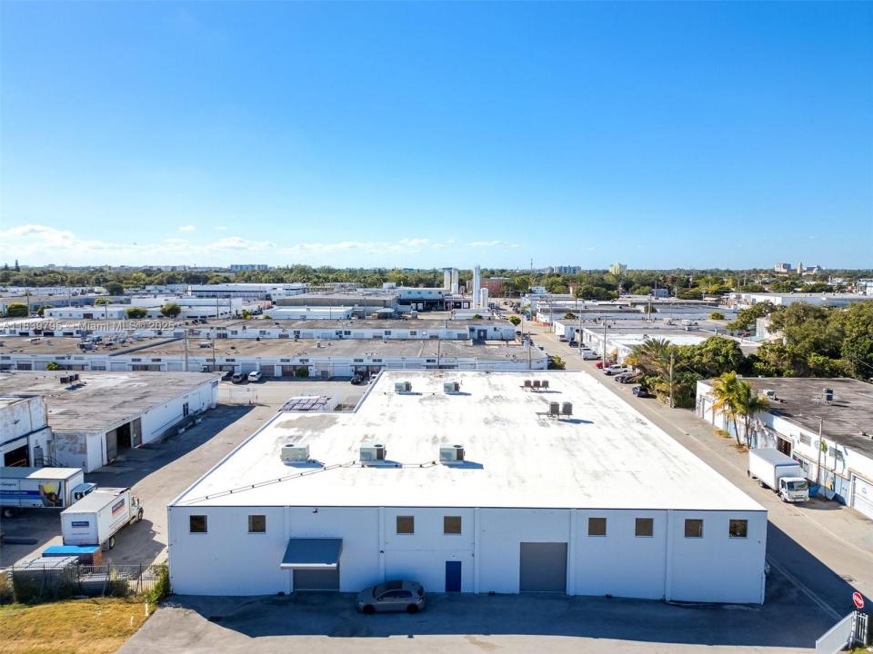 6899 NE 4th Ave, Miami, Flórida 33138, Estados Unidos
