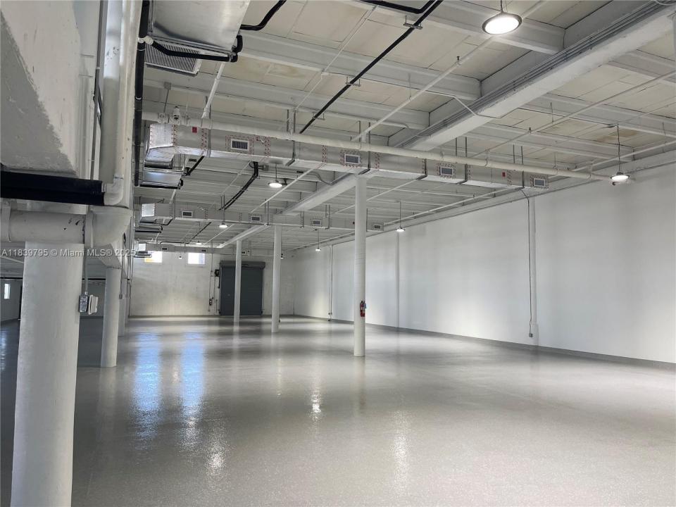 6899 NE 4th Ave, Miami, Flórida 33138, Estados Unidos