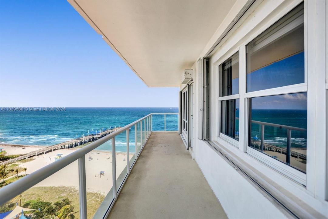 111 N Pompano Beach Blvd PH9, Pompano Beach, Floride 33062, États-Unis