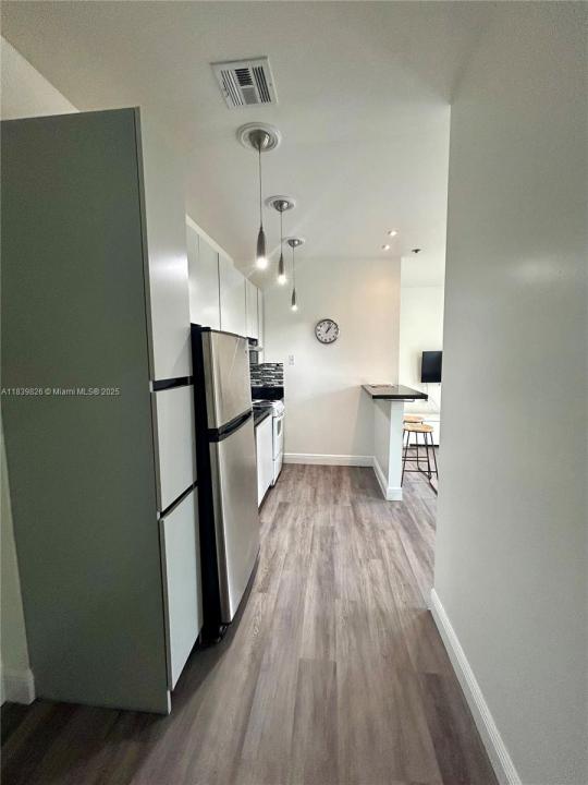 1244 Pennsylvania Ave 305, Miami Beach, Floryda 33139, USA