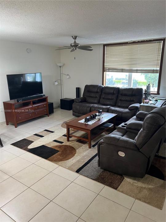 1050 SE 15th St 205, Fort Lauderdale, Flórida 33316, Estados Unidos