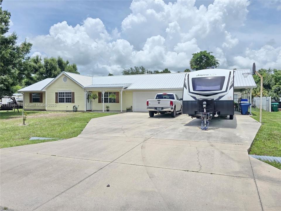 3701 SE 25th Street, Okeechobee, Florida 34974, Estados Unidos
