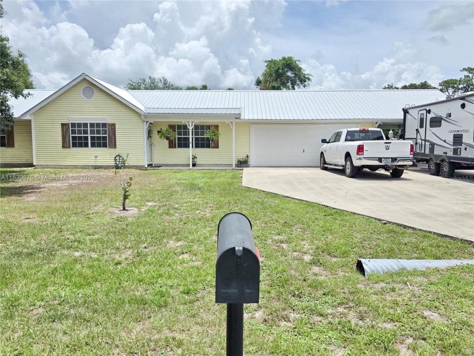 3701 SE 25th Street, Okeechobee, Florida 34974, Estados Unidos