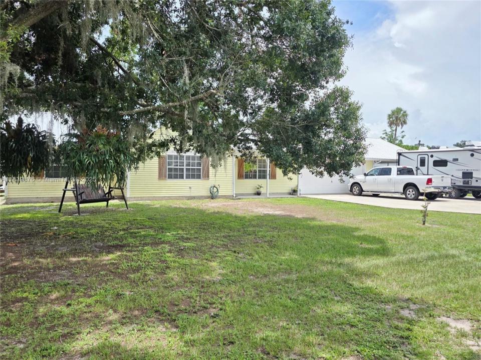 3701 SE 25th Street, Okeechobee, Florida 34974, Estados Unidos