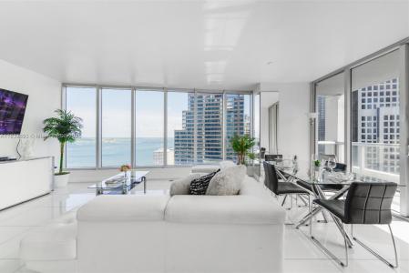 485 Brickell Ave 2908, Miami, Florida 33131, USA