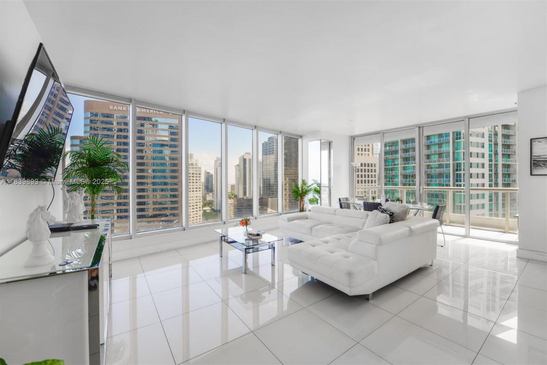 485 Brickell Ave 2908, Miami, Florida 33131, Stati Uniti