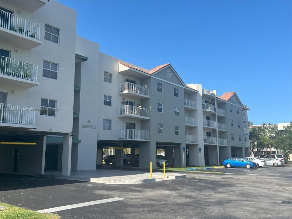 8200 SW 210th St 307, Cutler Bay, Floride 33189, États-Unis