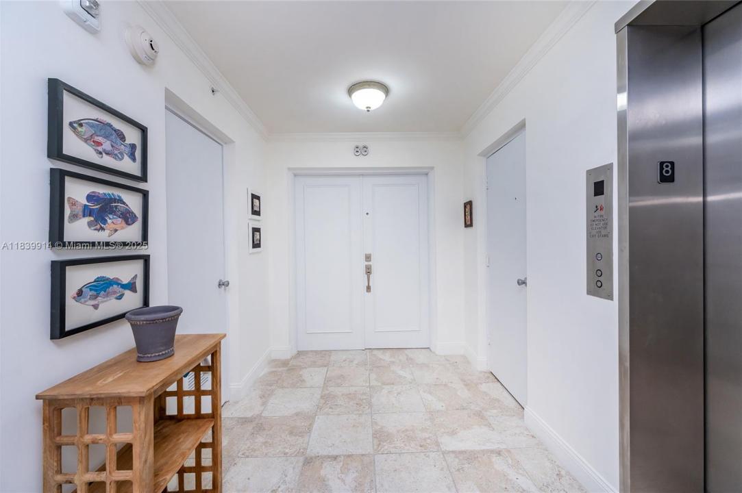 609 Ocean Dr 8G, Key Biscayne, Florida 33149