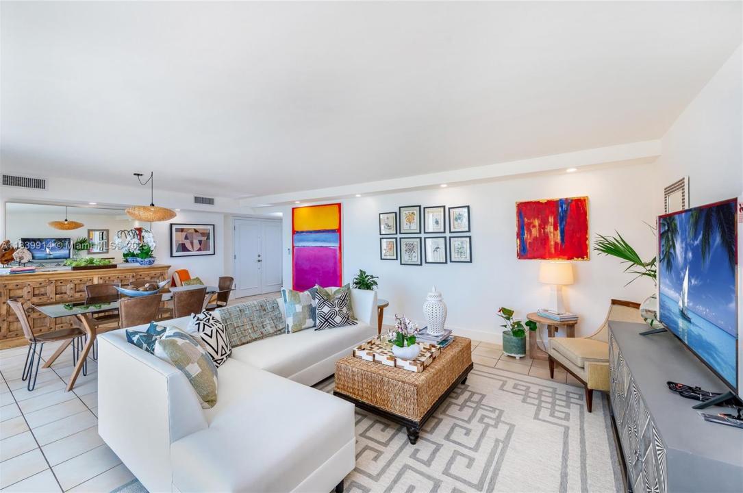 609 Ocean Dr 8G, Key Biscayne, Florida 33149