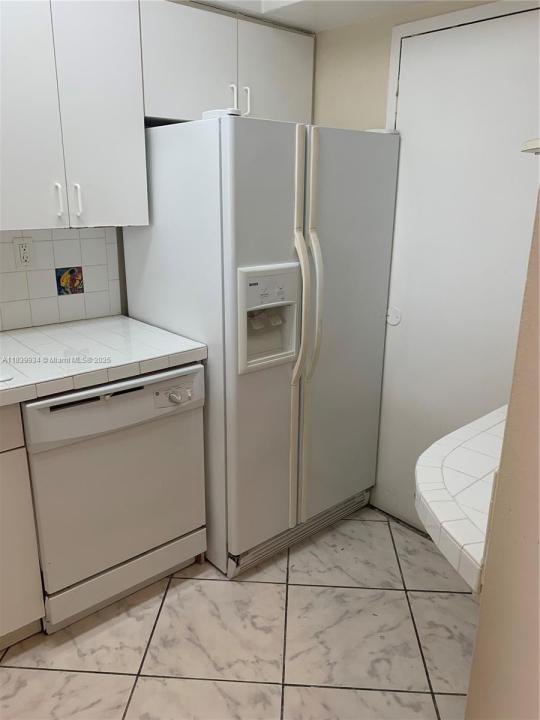 2899 Collins Ave 1102, Miami Beach, פלורידה 33140, ארצות הברית של אמריקה