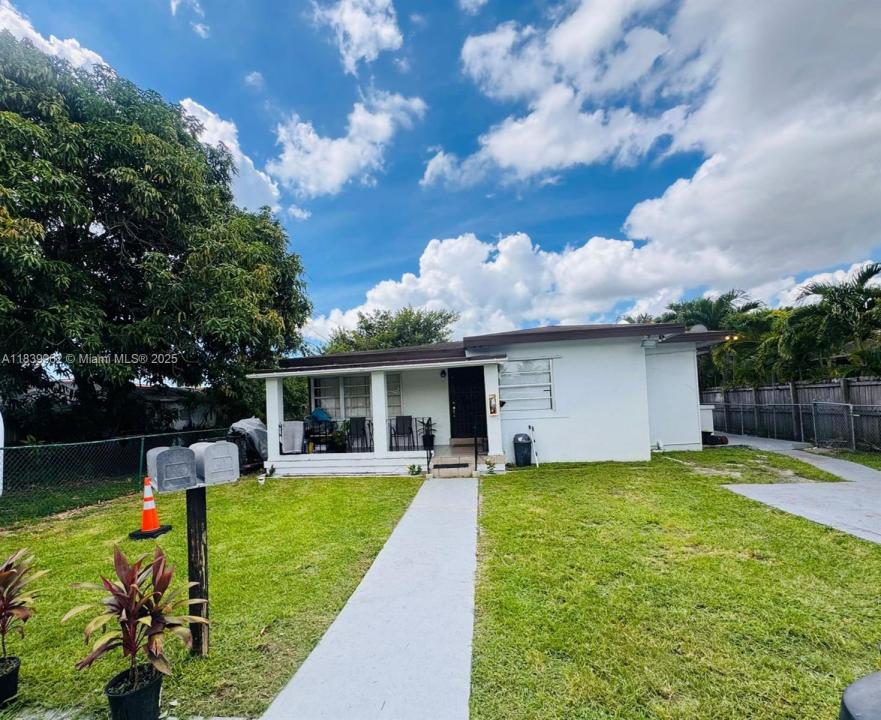 7230 NW 3rd St, Miami, Floride 33126, États-Unis