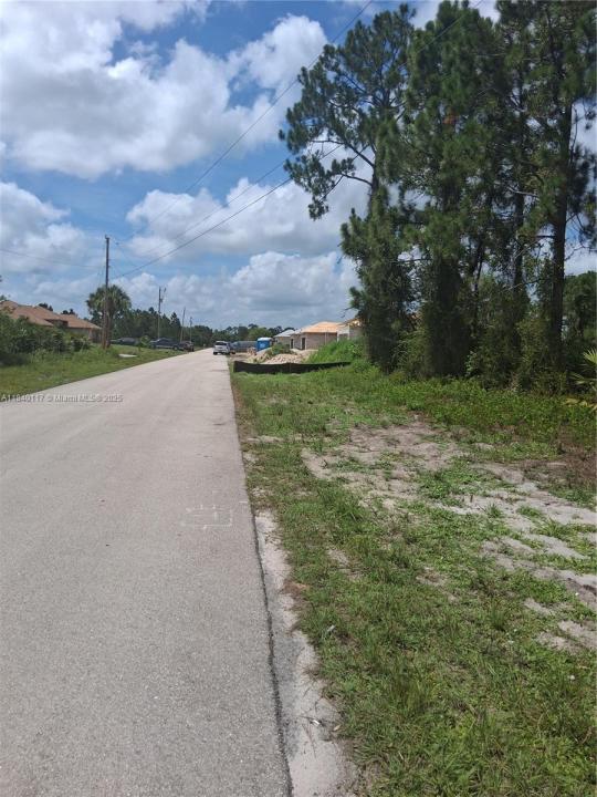 756 Bianca Ave, Lehigh Acres, Floride 33974, États-Unis