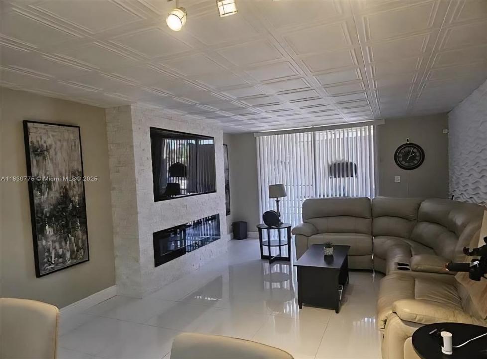 404 NW 68th Ave 216, Plantation, Флорида 33317, Соединенные Штаты