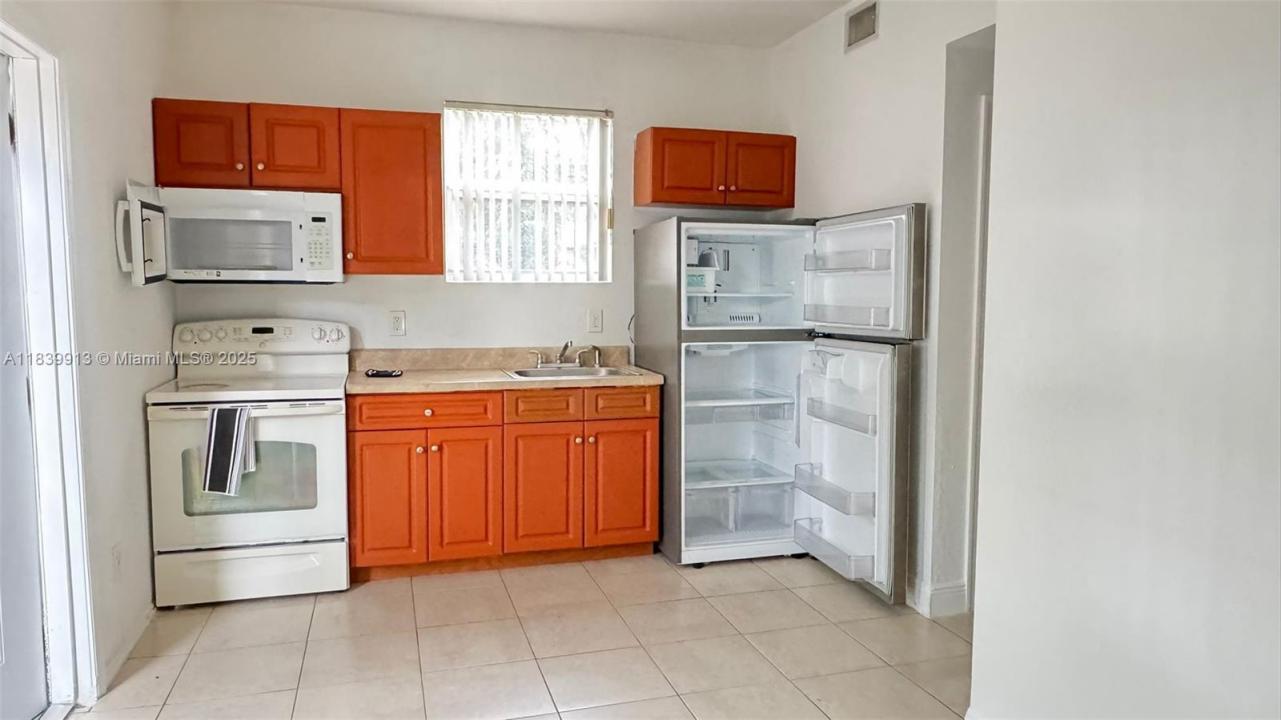 2099 NW 26th Ave 1-a, Fort Lauderdale, Flórida 33311, Estados Unidos