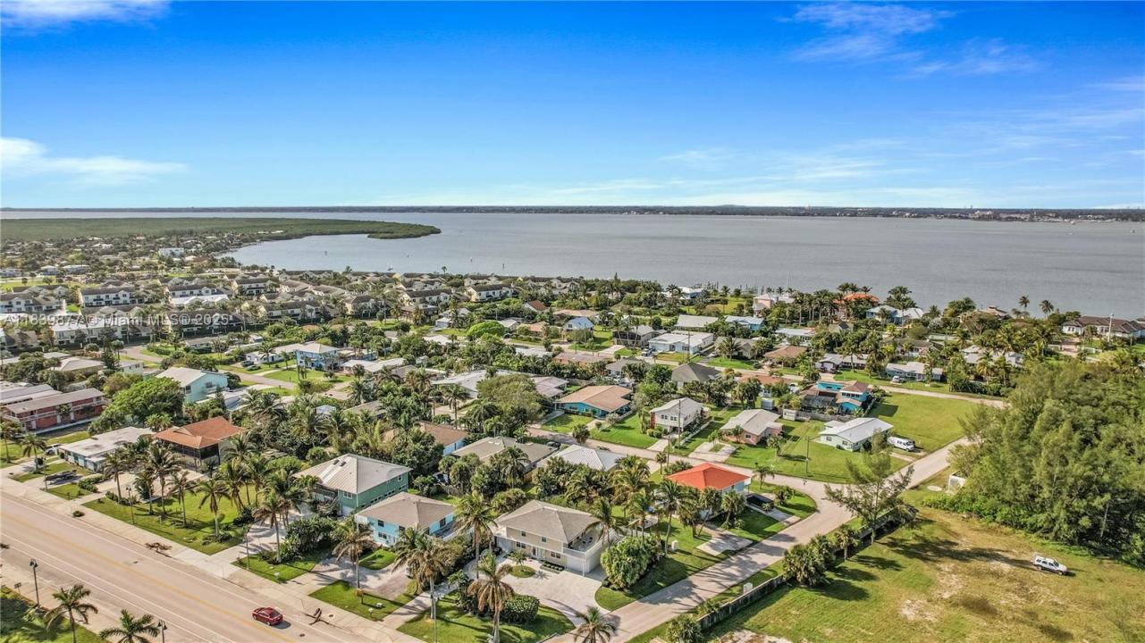 1115 Hernando St B, Fort Pierce, Flórida 34949, Estados Unidos