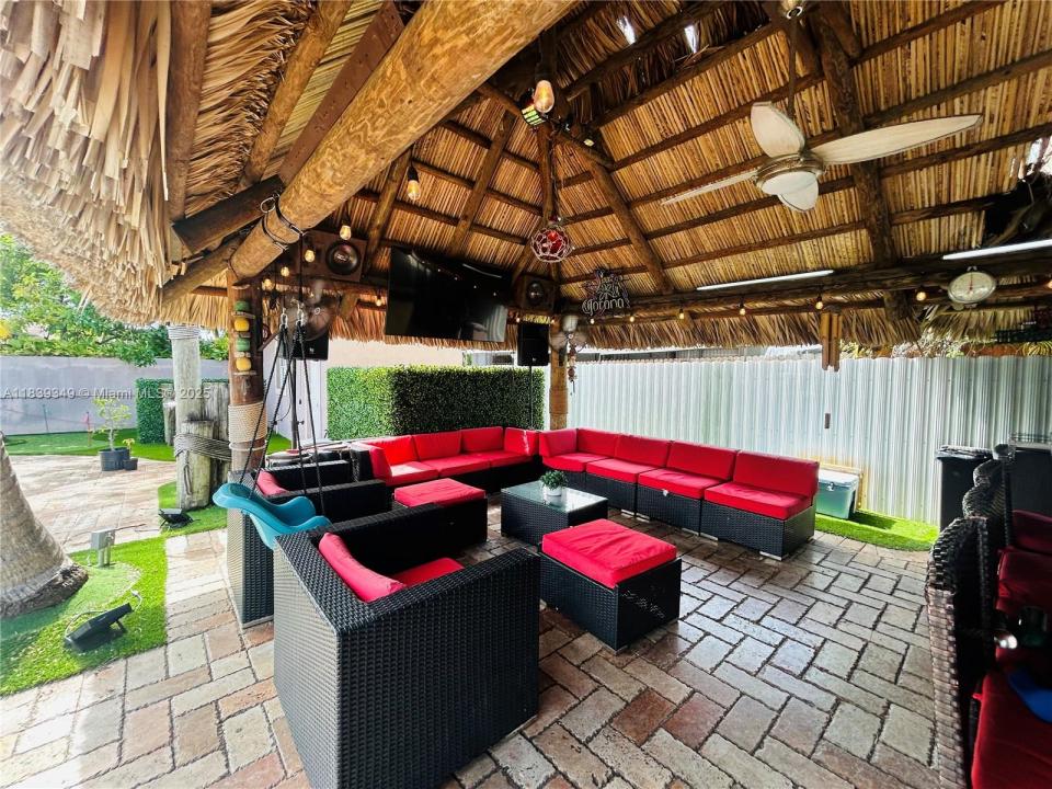180 E 46th St, Hialeah, Flórida 33013, Estados Unidos