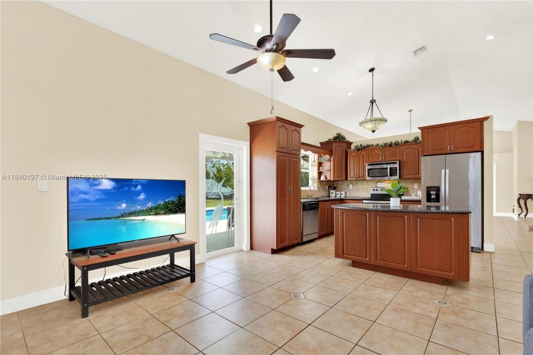 1641 NW 15th Ave, Homestead, Florida 33030, Stati Uniti