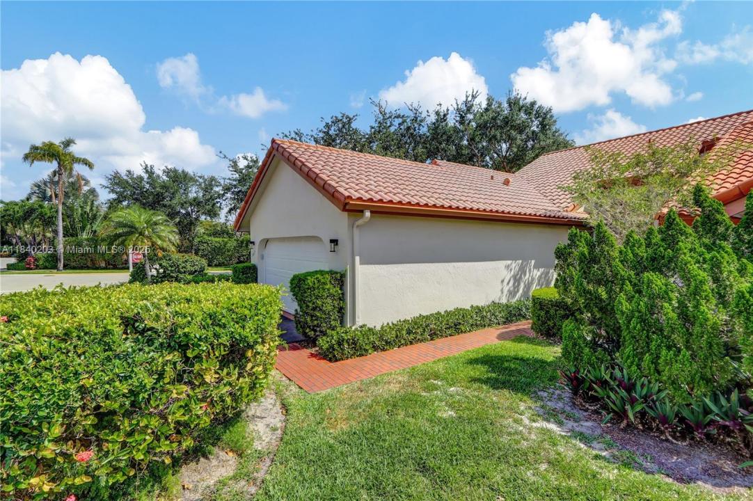 23273 Water Cir, Boca Raton, Florida 33486, USA