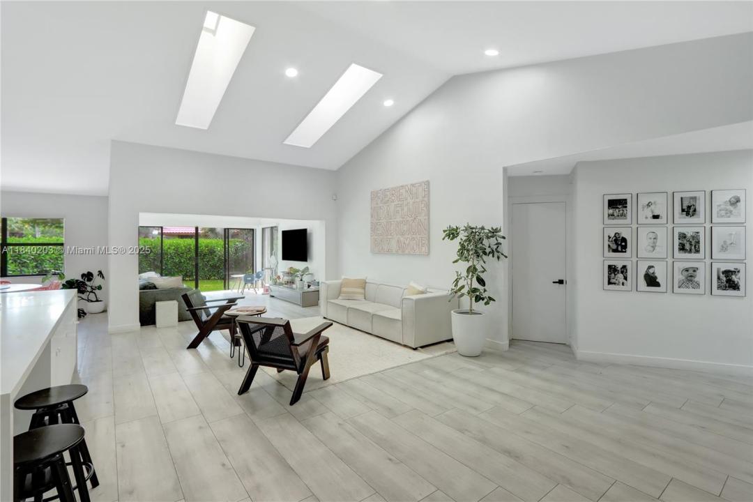 23273 Water Cir, Boca Raton, Florida 33486, USA