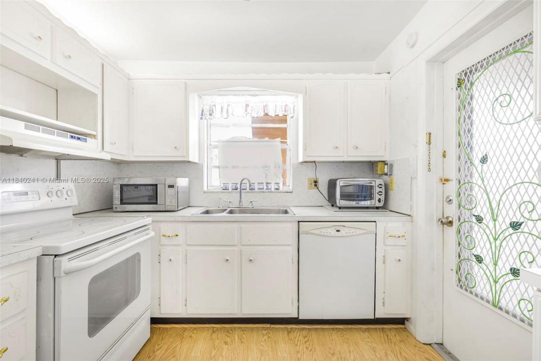 5300 Washington St Q207, Hollywood, Florida 33021, Stati Uniti