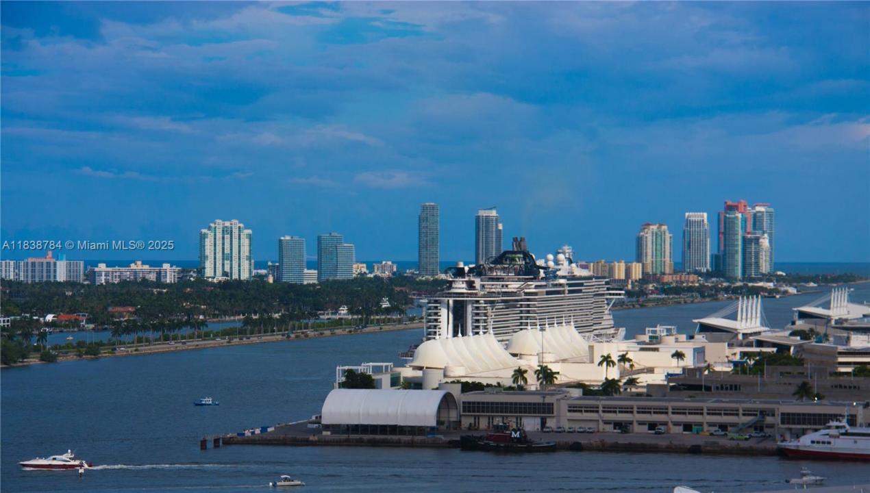 888 Biscayne Blvd 1907, Miami, Florida 33132, HOA KỲ