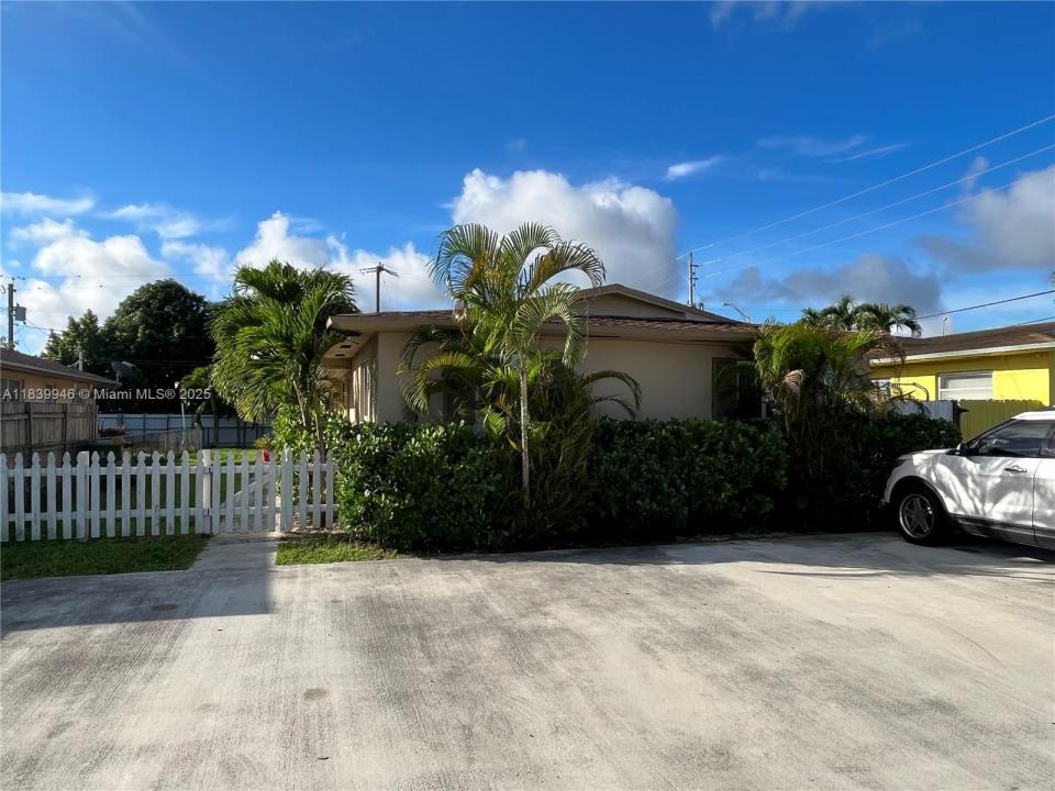80 W 20th St, Hialeah, פלורידה 33010, ארצות הברית של אמריקה 