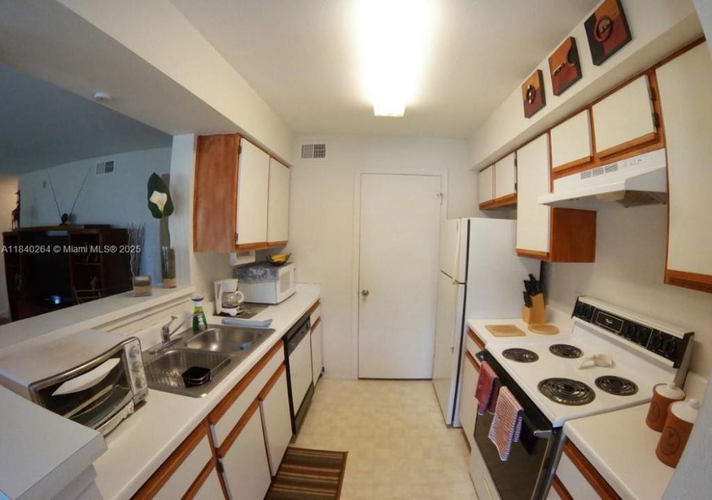 2361 NW 33rd St 604, Oakland Park, Floride 33309, États-Unis