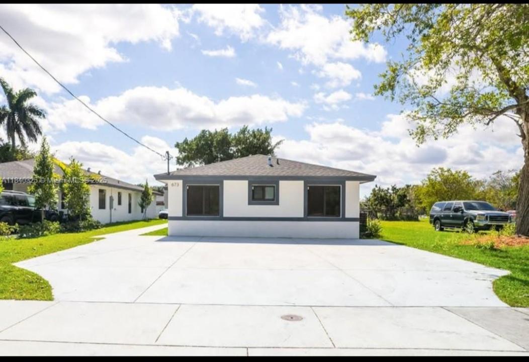 673 NW 14th St, Florida City, Florida 33034