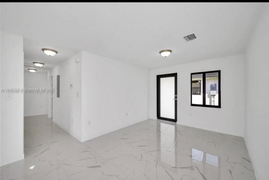 673 NW 14th St, Florida City, Florida 33034