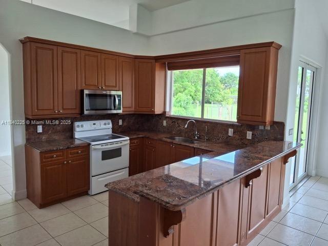 16961 SW 213 LN, Miami, Floryda 33187, USA